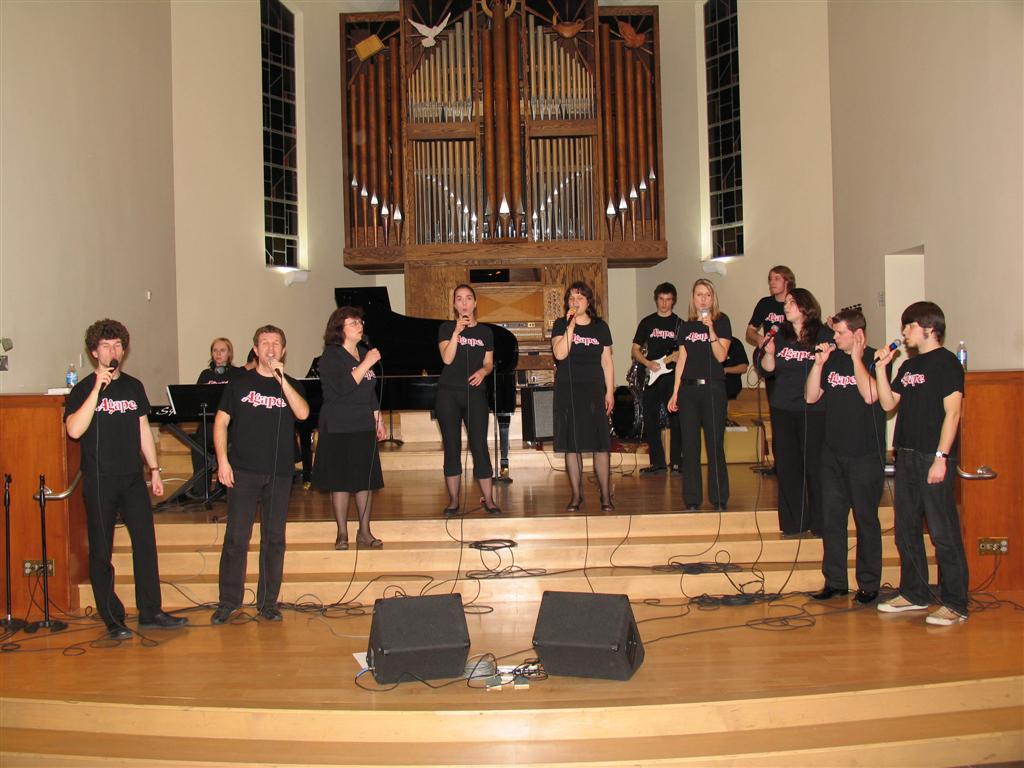 Agape Performing at Andrews2